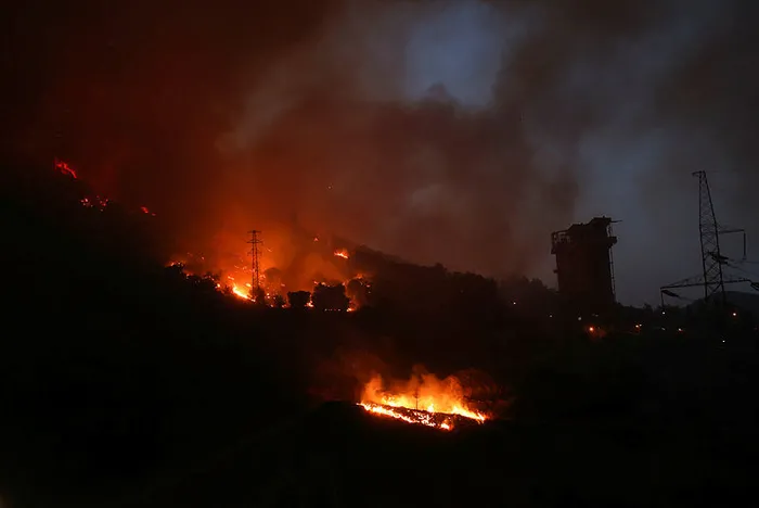 Son dakika: Milas'ta yangın: Alevler Kemerköy Termik Santrali'ne sıçradı - 8