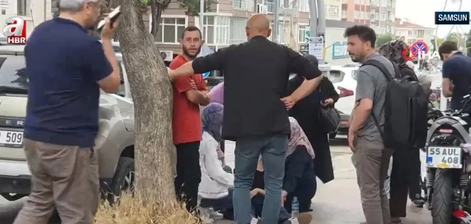 yks-heyecani-turkiyeyi-sardi-kapida-dram-siniflarda-umut-ak-parti-yks-mesaisinde-1781968217422.jpg YKS heyecanı Türkiye'yi sardı! Kapıda dram, sınıflarda umut | AK Parti YKS mesaisinde - 4