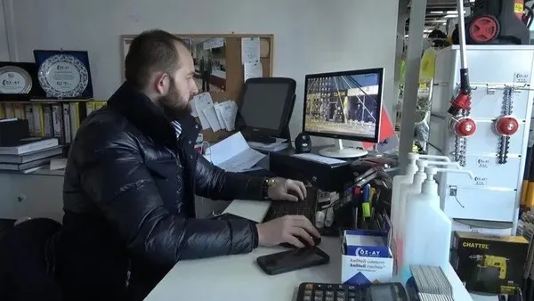 dolandiricilarin-piskinligi-soke-etti-magdur-ettikleri-vatandaslara-oyle-mesajlar-atmislar-ki-1704617552570.jpeg Dolandırıcılar 'pes' dedirtti! Mağdur ettikleri vatandaşlara öyle mesajlar atmışlar ki... - 2