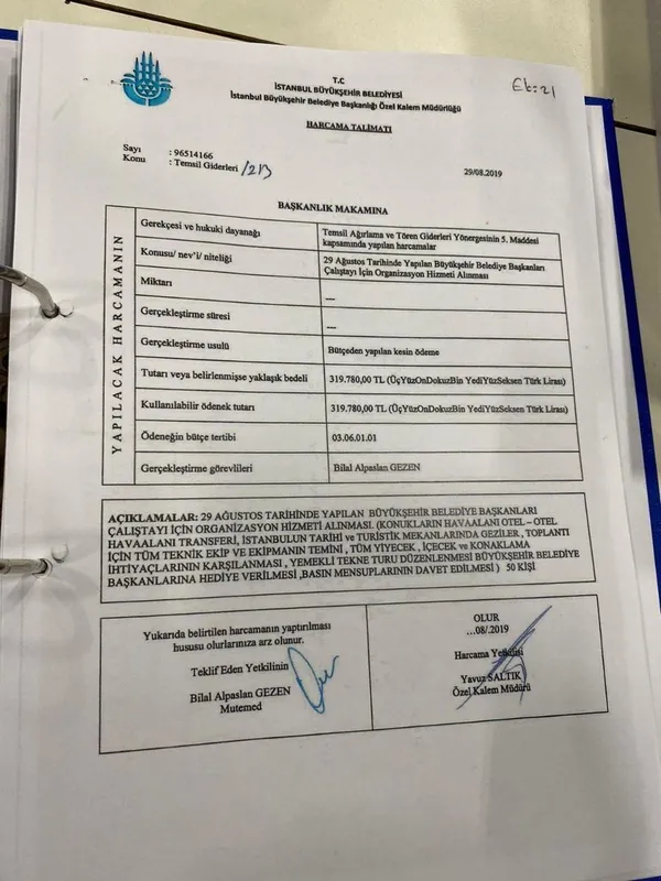 halkin-parasiyla-parti-yemegi-imamoglu-faturayi-ibbye-odetmis-1595396524561.jpg Halkın parasıyla parti yemeği! İmamoğlu faturayı İBB'ye ödetmiş... - 1