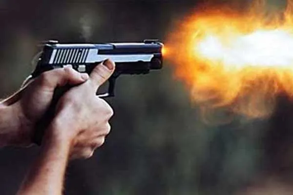 Telefonda başlayan tartışma kanlı bitti: 1 yaralı - 1