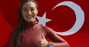 Yeni dünya rekorunu kırdı! Zaferini şehitlere ithaf etti