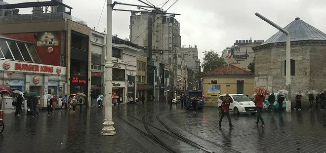 İstanbul’da beklenen yağış başladı! Asit mi yağıyor?