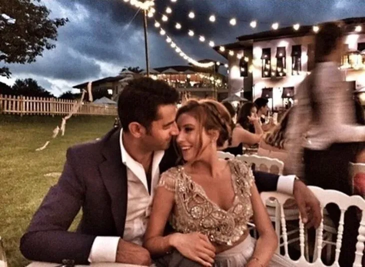 Kenan İmirzalıoğlu ve Sinem Kobal’ın bebeği dünyaya geldi