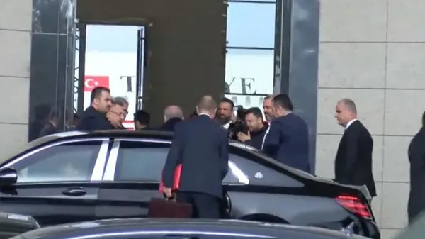 Son dakika: Başkan Erdoğan ile Putin’in görüşmesi sona erdi! Heyetler arası görüşme başladı