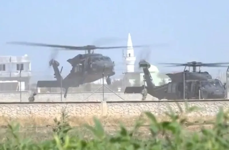 Suriye Sinirinda Helikopter Hareketliligi