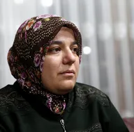 Elazığ depreminin simgesi olmuştu! Azize Çelik yeni evine kavuştu