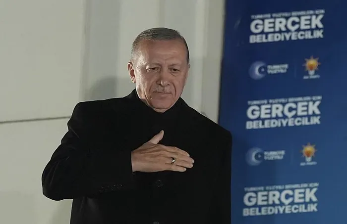baskan-recep-tayyip-erdogandan-yerel-secim-mesaji-31-mart-bir-bitis-degil-donum-noktasidir-1711925928838.jpeg Başkan Recep Tayyip Erdoğan'dan yerel seçim mesajı: 31 Mart bir bitiş değil dönüm noktasıdır - 7