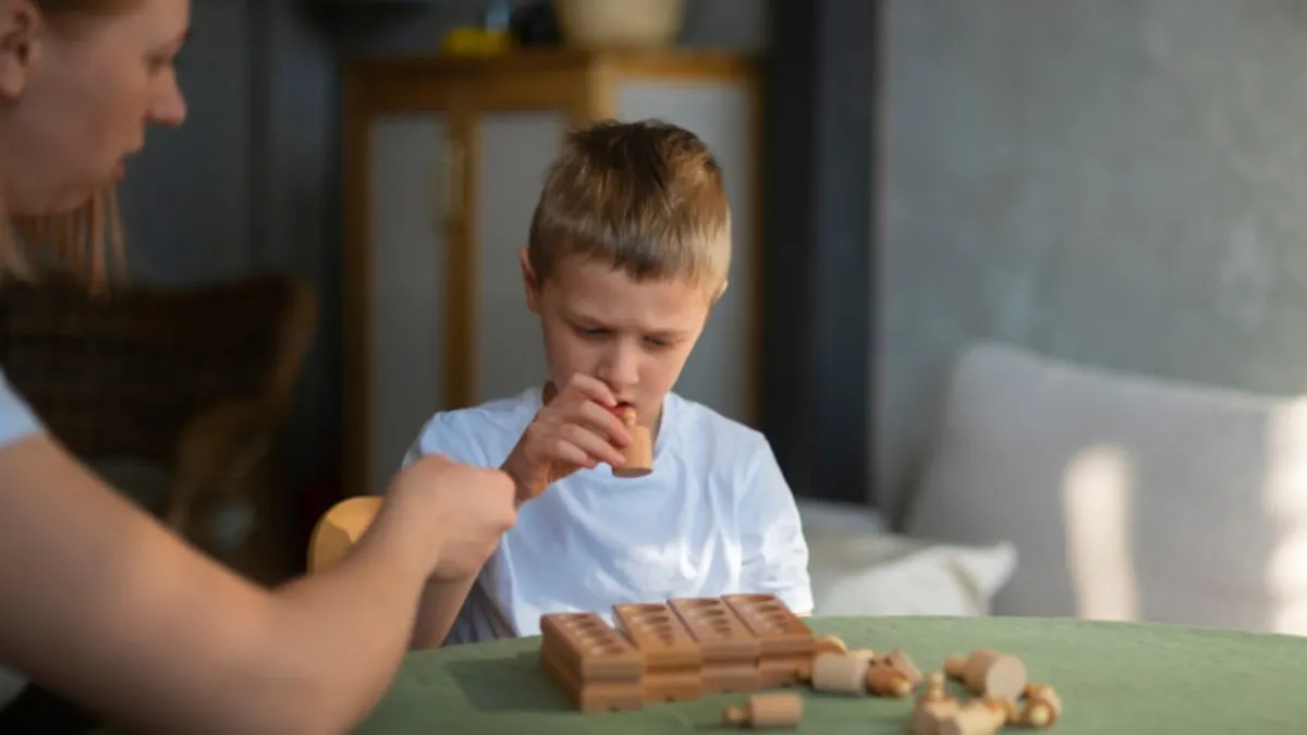 Çocuklarda otizmin 3 erken belirtisi: İlk sinyaller nasıl anlaşılır?