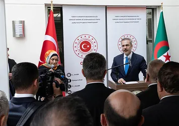 Bakan Fidan Oran Başkonsolosluğu’nun resmi açılışını yaptı