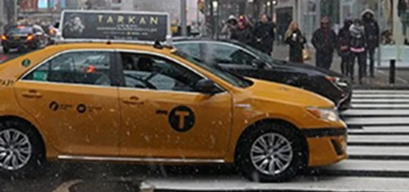 Tarkan afişleri New York caddelerinde A Haber Son Dakika Magazin