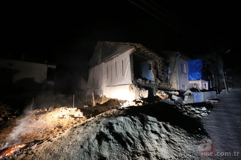 Son dakika: Elazığ depreminin ardından peş peşe Türkiye’ye destek mesajları: Yardıma hazırız 16