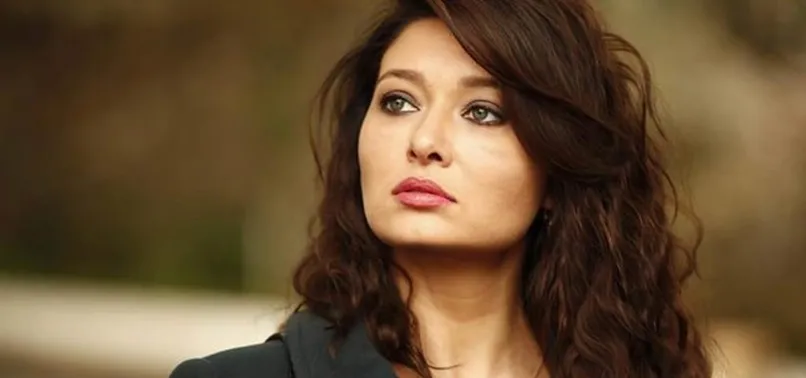 Nurgül Yeşilçay 7,3'lük depreme yakalandı!
