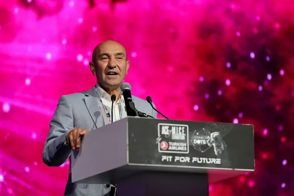 Tunç Soyer’den İzmir’de büyük skandal! CHP’lilerin tüm masraflarını belediye karşılayacak