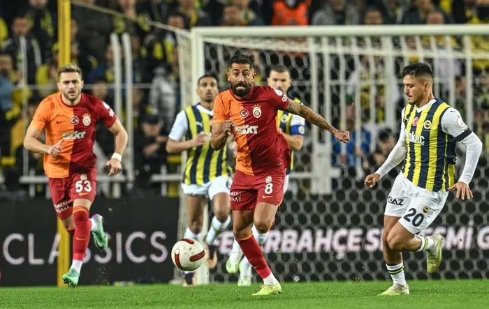 super-kupa-bilmecesi-yarin-cozulecek-fenerbahce-sahaya-cikacak-mi-galatasaray-cephesi-ne-yapacak-1712393067769.jpeg Süper Kupa bilmecesi çözülüyor! Fenerbahçe sahaya çıkacak mı? Galatasaray cephesi Şanlıurfa'da... - 3