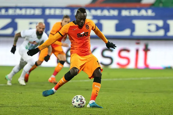 Galatasaray’da Trabzonspor maçı öncesi şok! Golcü futbolcu kadrodan çıkarıldı