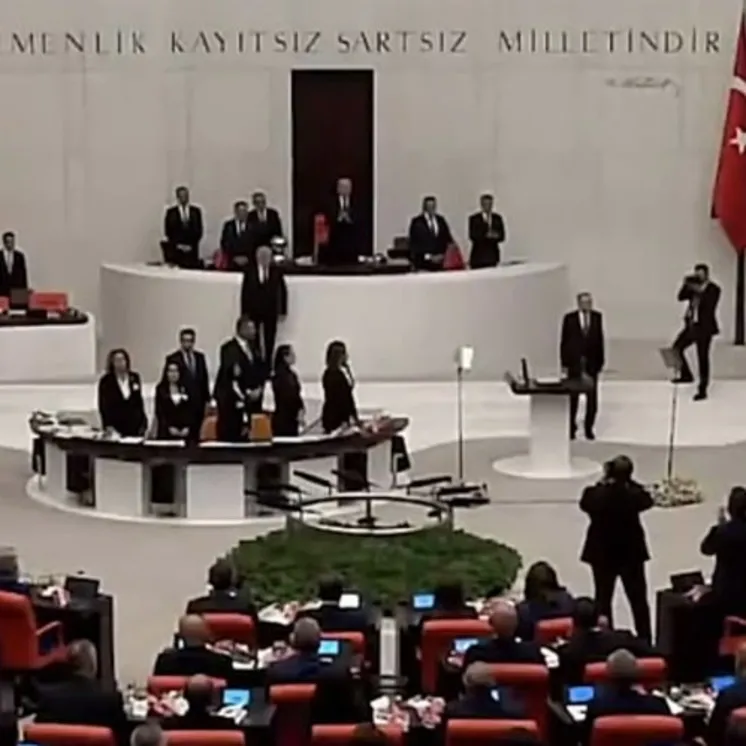 HDP ve CHPlilerden saygısızlık