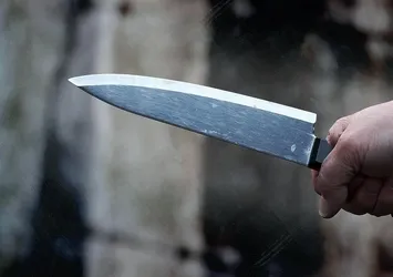 21 yaşındaki genç bıçaklanarak öldürüldü