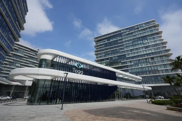 Togg İstanbul’da yeni merkezinde: İlk mağaza açıldı