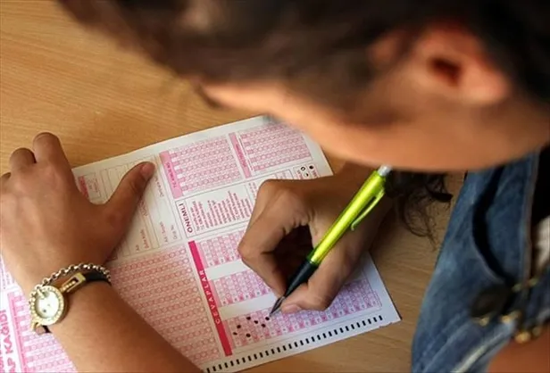 e-YDS ertelendi mi, ne zaman yapılacak? Deprem sonrası 2023 e-YDS/2 son durum ne? ÖSYM sınav takvimi değişti mi?