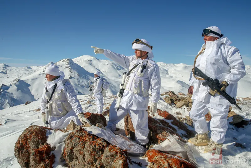 Karla kaplı dağlarda PKK'ya dondurucu darbe 15