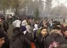 Mülteciler Avrupaya ulaşmak için sınıra akın ediyor! Yunanistan ses bombası atıp dikenli telle barikat kurdu