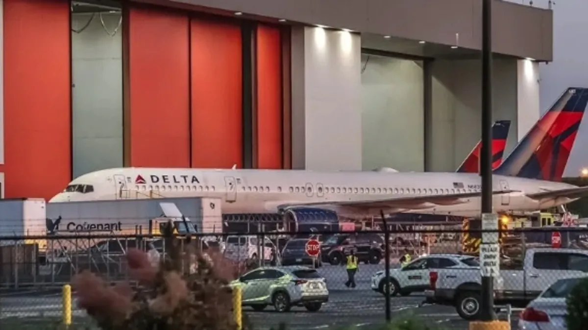 ABD'de havaalanında uçak lastiği patladı: 2 ölü, 1 yaralı