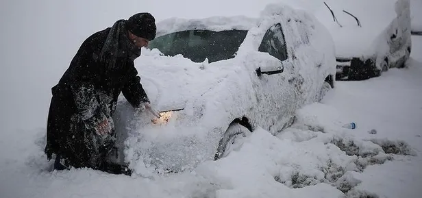 Bugün okul var mı, yok mu? 27-28 Kasım Pazartesi okullar tatil edildi mi, kar tatili olacak mı? Son dakika Valilik açıklamaları...