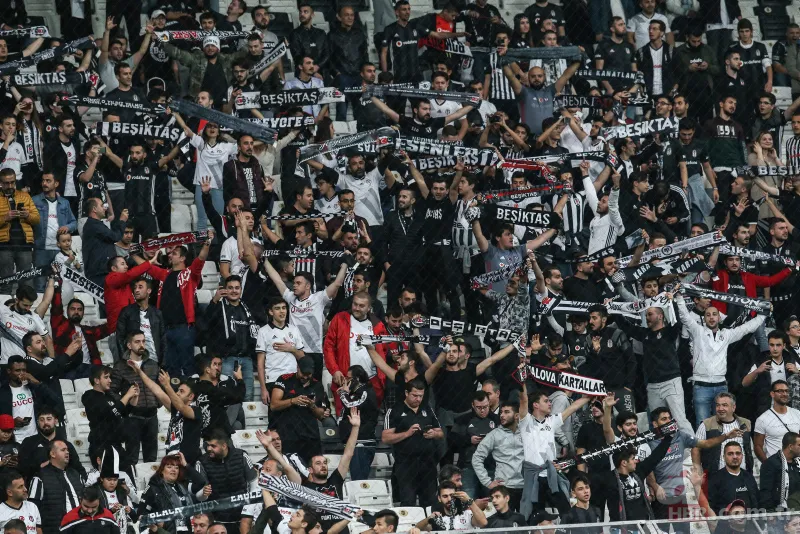 Beşiktaş - Galatasaray maçından kareler 21