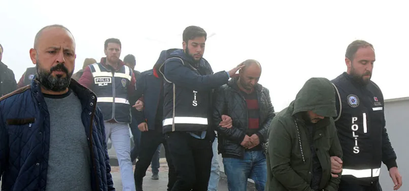 Sivas ve İstanbul'da "sahte Glock" operasyonu