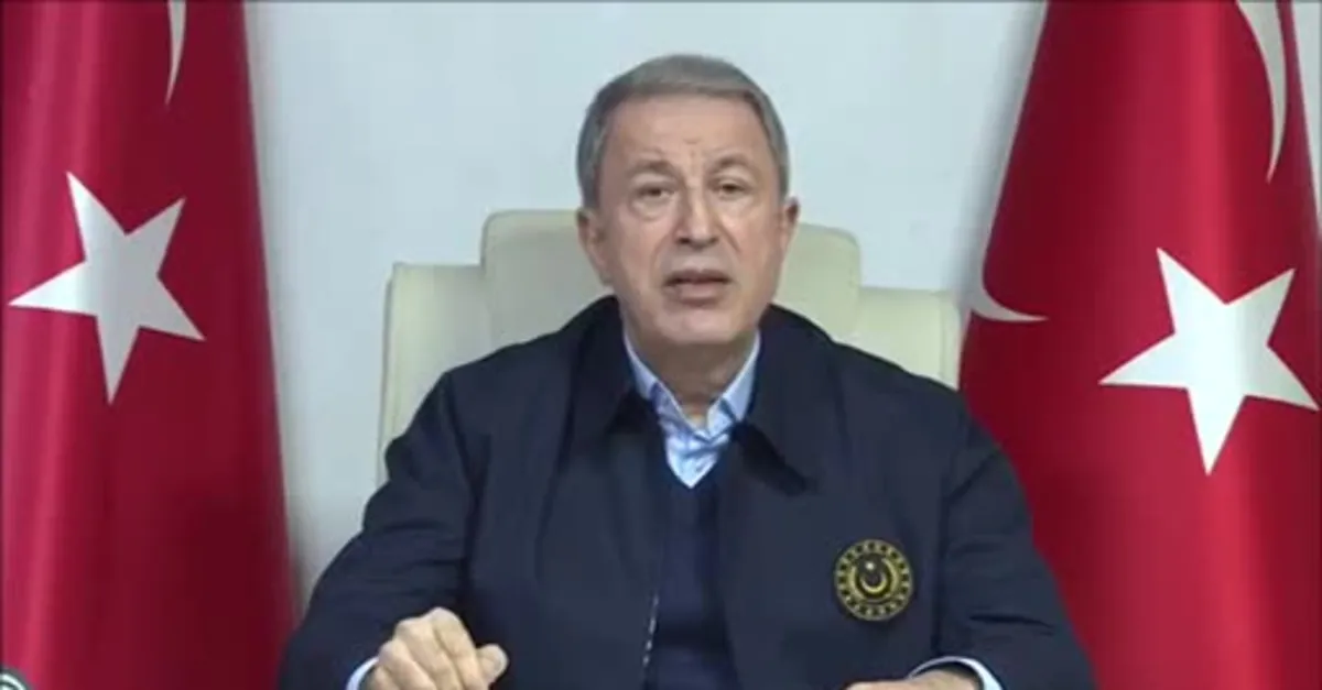 Bakan Akar'dan flaş Rusya açıklaması: 16.13 ve 22.27'de bilgi verildi