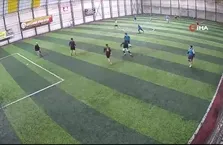 Halı sahada ölüm kamerada