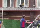 Yaralı leylek itfaiye ekiplerince kurtarıldı