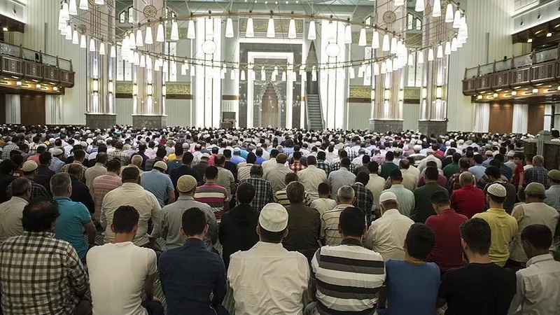 cuma-hutbesi-9-mayis-diyanet-tam-metni-yayinladi-cuma-hutbesinin-bugunku-konusu-ne-1746769961414.jpg (Kaynak:AA)