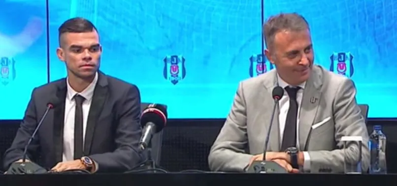 Beşiktaş'ın yeni transferi Pepe imzayı atıyor