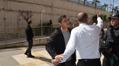 Manisa Adliyesinde kavga kamerada!