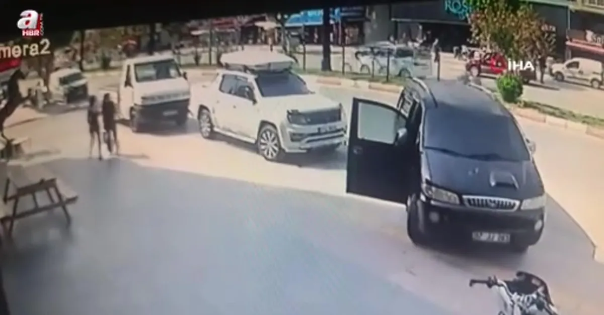 Huzurevi sakinine motosiklet çarptı