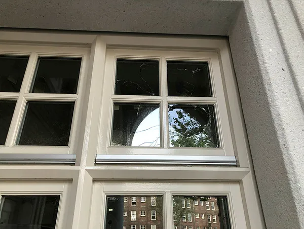 SON DAKİKA | Hollanda'da Amsterdam Ayasofya Camisi'ne alçak saldırı - 5