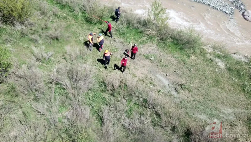 Babaya gösterdiler, yıkıldı! O anlar ortaya çıktı. 10