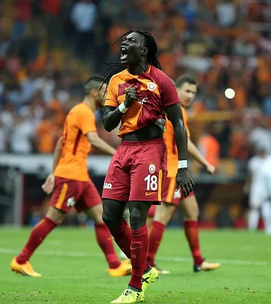 Aleyna Tilki Nin Gomis Mutlulugu