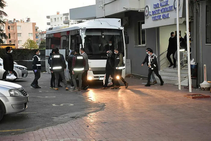 Menemen Belediyesi’ndeki 18 ayda 50 milyon liralık yolsuzlukta İYİ Parti detayı! İYİ Partililer neyle suçlanıyor?