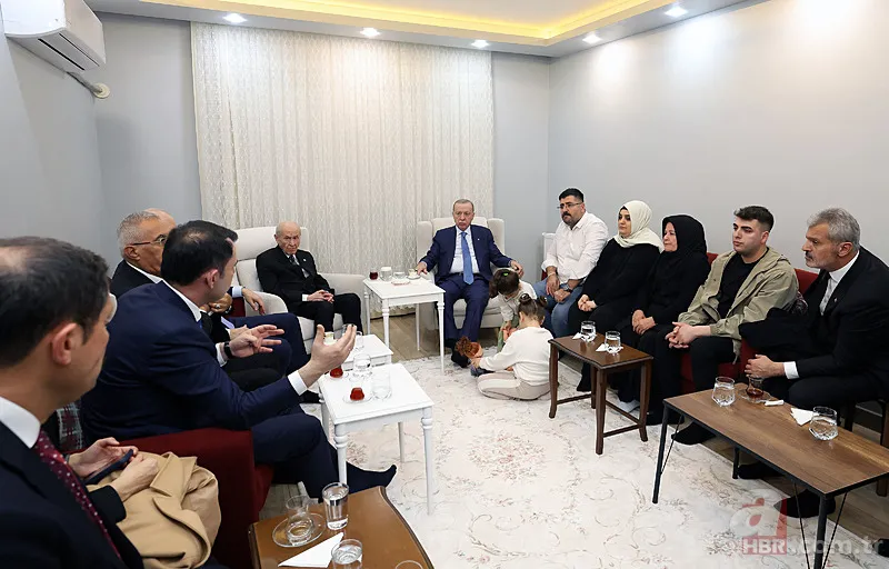 Hatay küllerinden yeniden doğdu! Başkan Erdoğan sahada | Bir dizi ziyarette bulundu 9