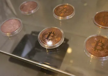 Bitcoin'de düşüş sürüyor