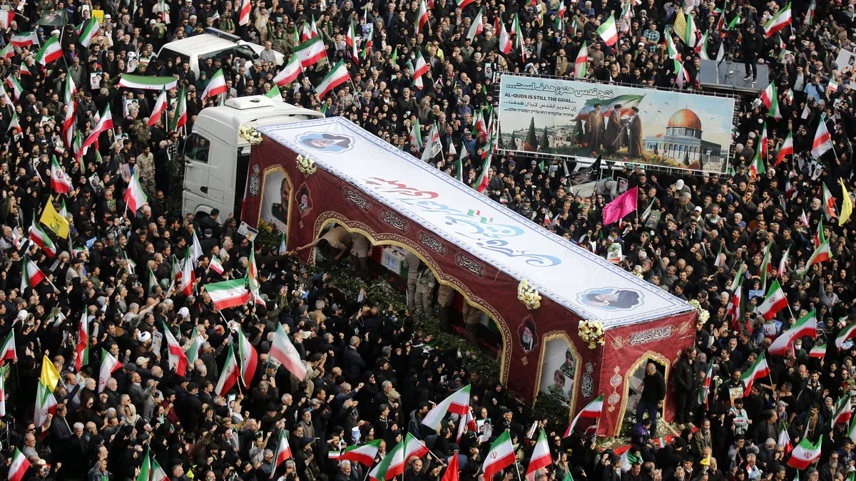 İran savaşıyla öne çıkan terimler neler? İşte Hürmüz’den Uranyum'a dehşetin şifreleri