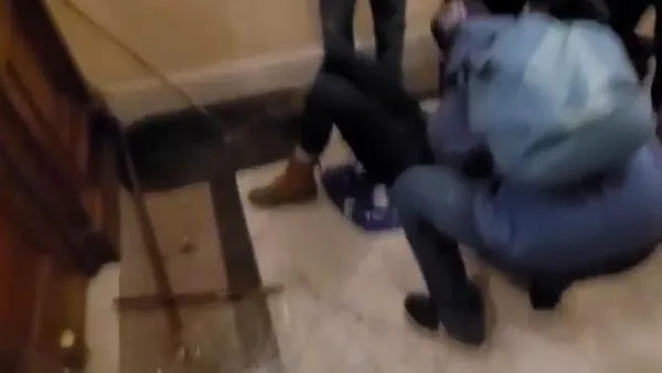 Dünyanın konuştuğu an: ABD’deki kanlı baskında öldürülen kadının görüntüleri ortaya çıktı! Kimliği belli oldu