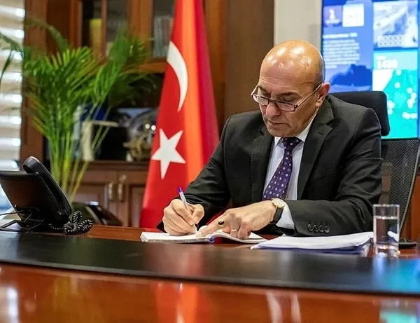 chpde-cift-basli-yonetim-krizi-imamoglu-bastiriyor-ozel-direniyor-tasfiye-operasyonu-basladi-1704861642664.jpeg CHP'de çift başlı yönetim krizi! İmamoğlu bastırıyor Özel direniyor: Tasfiye operasyonu başladı - 3