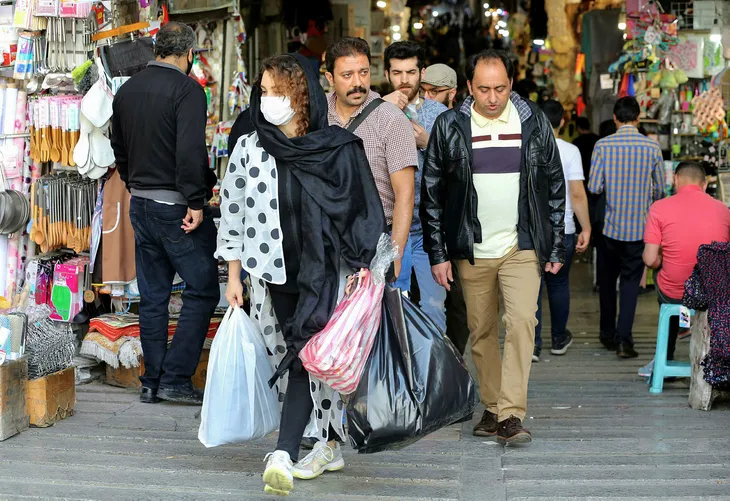 irandan-korona-mucadelesinde-yeni-adim-bolgesel-renk-uygulamasi-hayata-geciriliyor-1587893984695.jpg İran'dan korona mücadelesinde yeni adım! Bölgesel renk uygulaması hayata geçiriliyor - 3