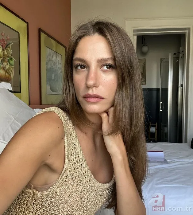 Şahmaran'ın başrolü Serenay Sarıkaya'nın memleketi bakın neresiymiş! Burak Deniz'in partneri... 6