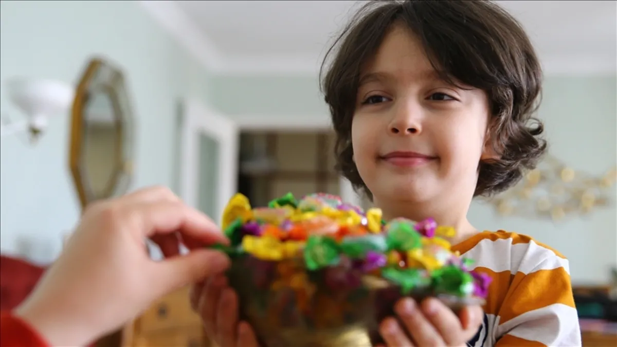 Bayramda aşırı şeker tüketimi çocuklarda kan şekeri dengesini bozuyor