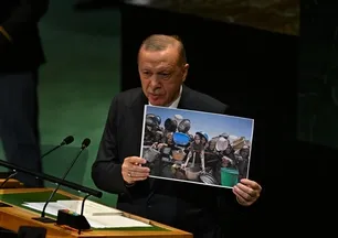 Küresel diplomasiye Başkan Erdoğan damgası! Krizlerin çözüm adresi Türkiye oldu